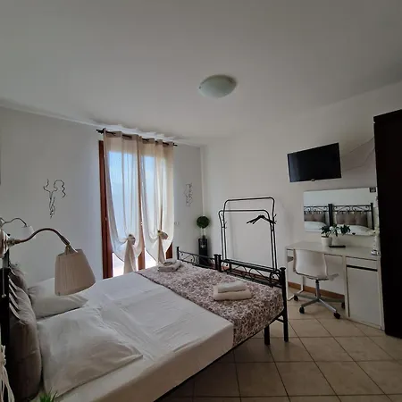 La Casa Di Anna 산 피에로 아 시에베